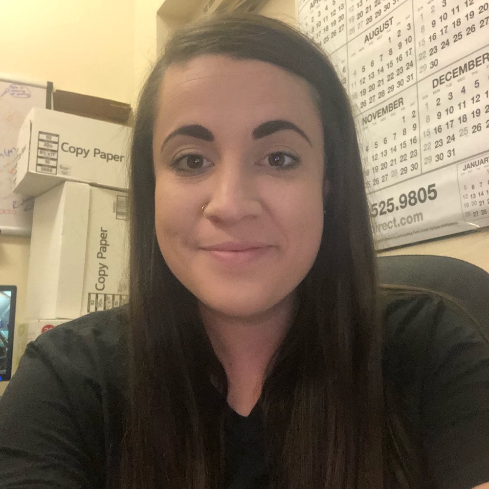Meet your Posher, Brooke